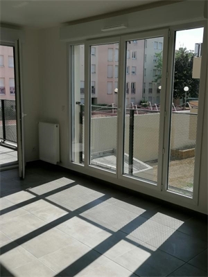 t4 à la vente -   69200  VENISSIEUX, surface 80 m2 vente t4 - UBI460571855